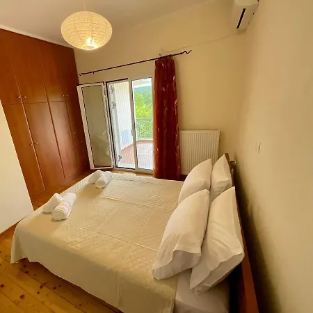 Giota's House 度假居 Nea Koroni