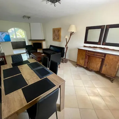 Giota's House * Νέα Κορώνη