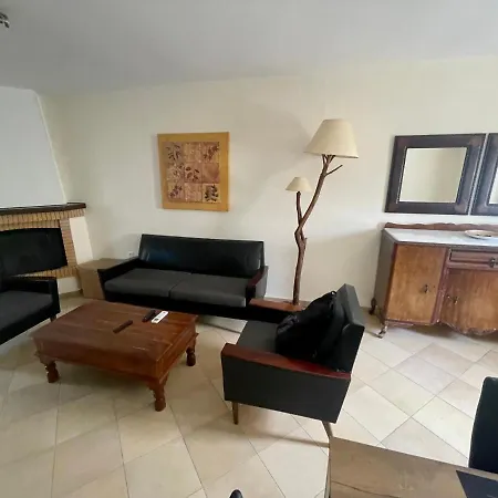 Giota's House * Νέα Κορώνη